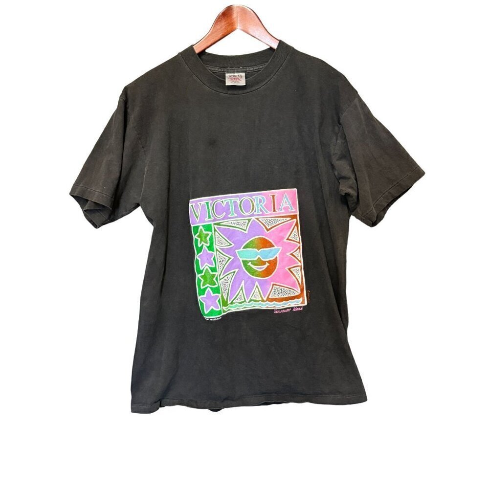 Vintage Victoria Vancouver Island Canada T-Shirt Graphic Print Size XL, USA